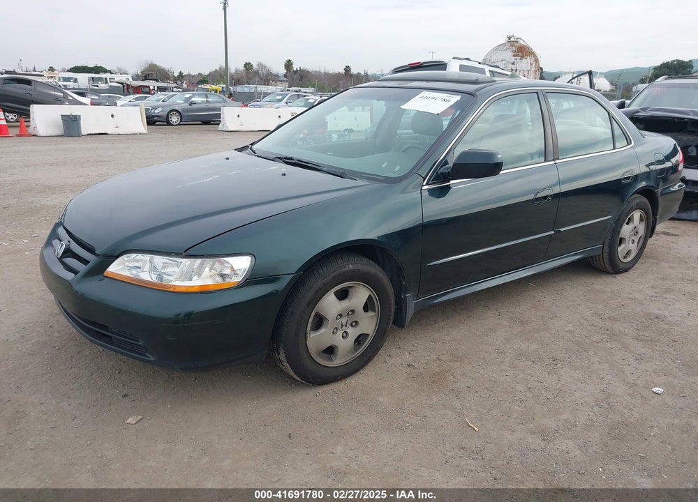 2001 HONDA ACCORD 3.0 EX VIN: 1HGCG16521A081176