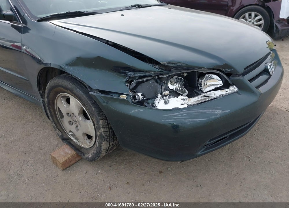 2001 HONDA ACCORD 3.0 EX VIN: 1HGCG16521A081176