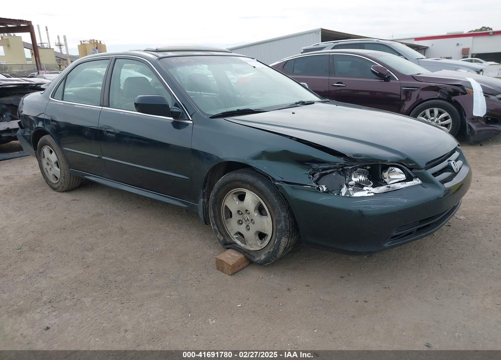 2001 HONDA ACCORD 3.0 EX VIN: 1HGCG16521A081176