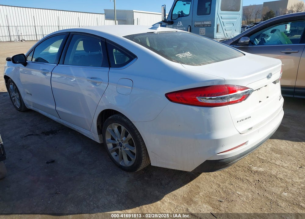 2019 FORD FUSION VIN: 3FA6P0LU3KR180295