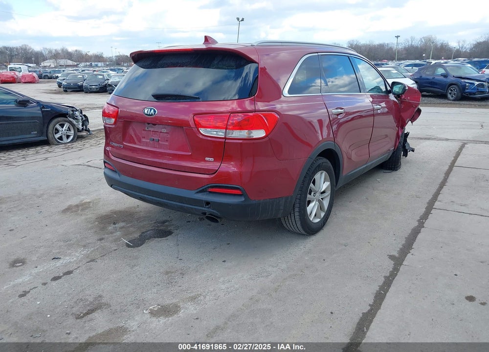 2016 KIA SORENTO 2.4L LX VIN: 5XYPGDA37GG023130
