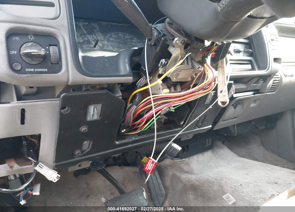 1997 GMC YUKON VIN: 1GKEK13R9VJ741768