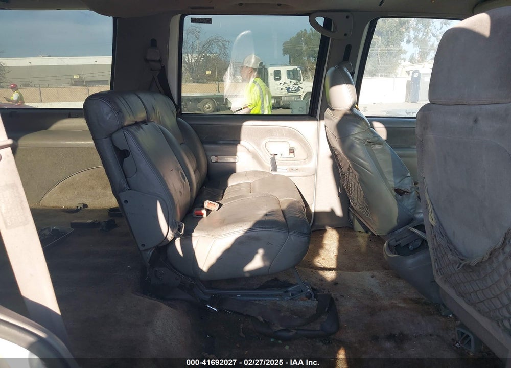 1997 GMC YUKON VIN: 1GKEK13R9VJ741768
