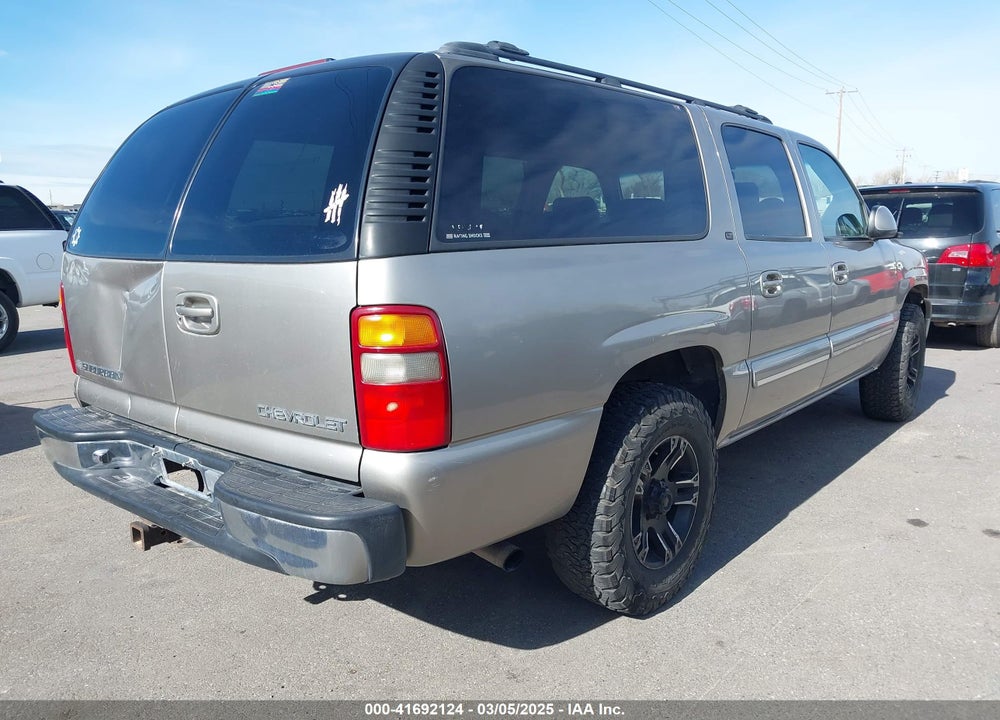 2001 CHEVROLET SUBURBAN 1500 LT VIN: 3GNFK16T41G147888
