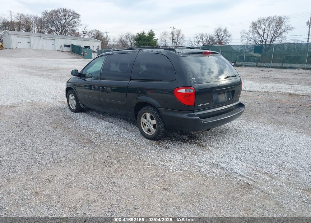 2005 DODGE GRAND CARAVAN SXT VIN: 2D4GP44L55R368485