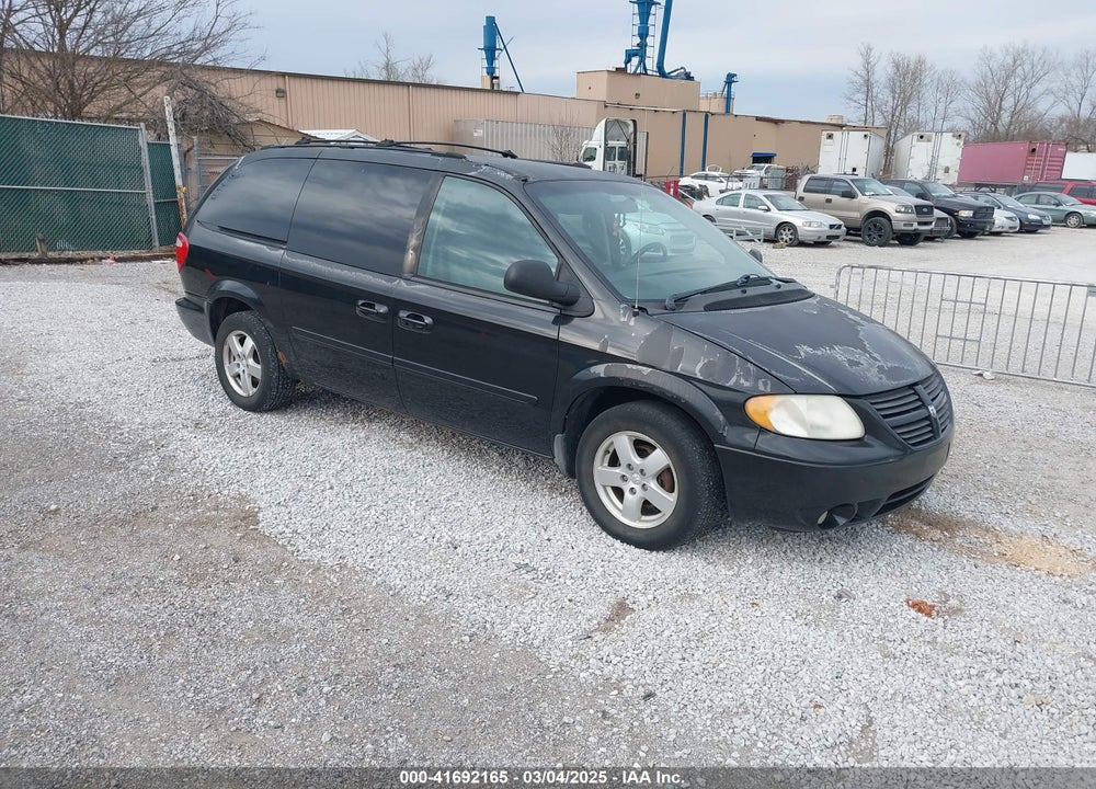 2005 DODGE GRAND CARAVAN SXT VIN: 2D4GP44L55R368485