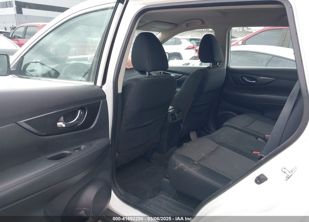 2017 NISSAN ROGUE S VIN: KNMAT2MT9HP573509