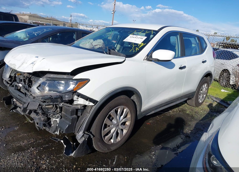 2017 NISSAN ROGUE S VIN: KNMAT2MT9HP573509