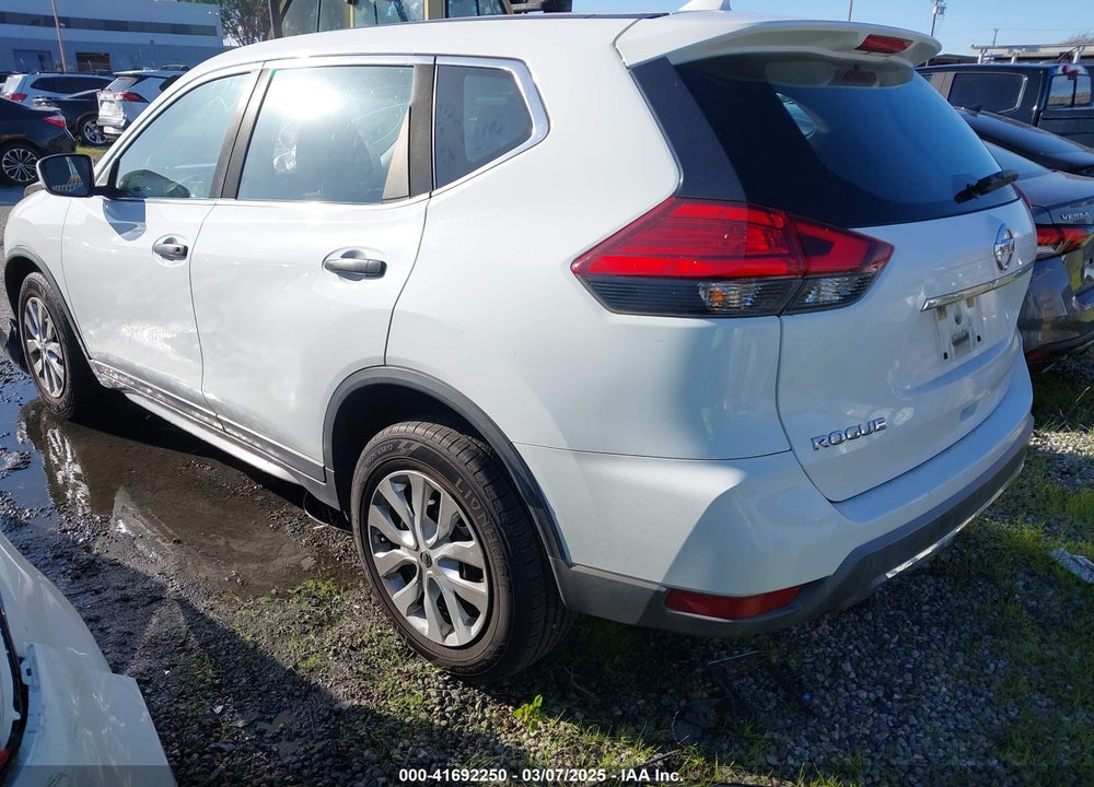 2017 NISSAN ROGUE S VIN: KNMAT2MT9HP573509