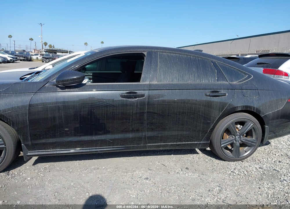 2024 HONDA ACCORD HYBRID SPORT-L VIN: 1HGCY2F7XRA086612