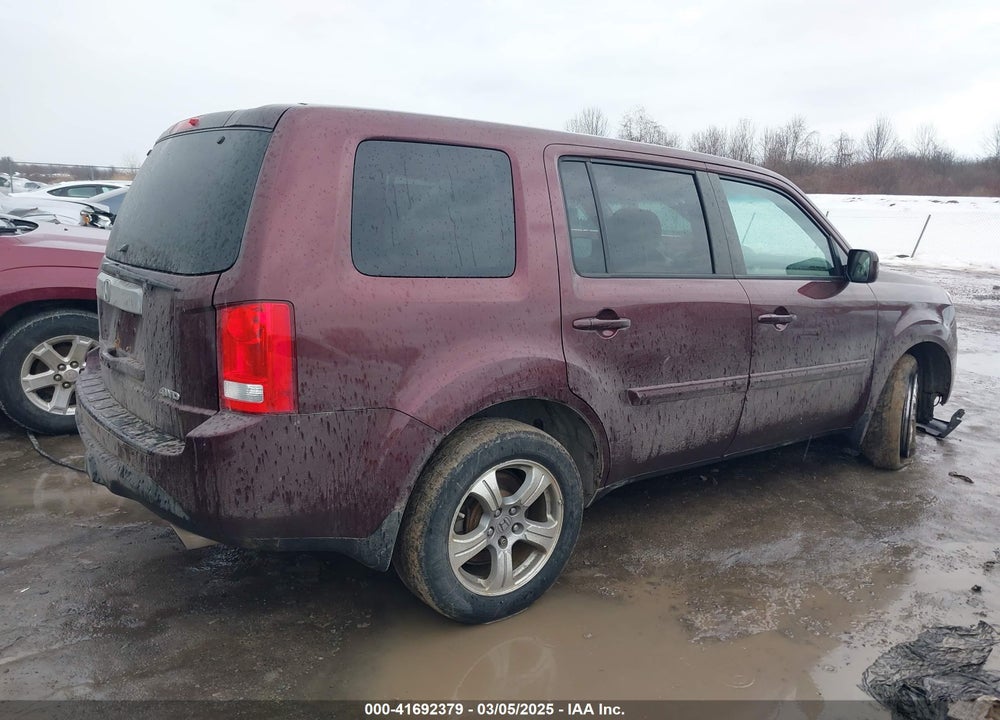 2012 HONDA PILOT EX VIN: 5FNYF4H47CB049685