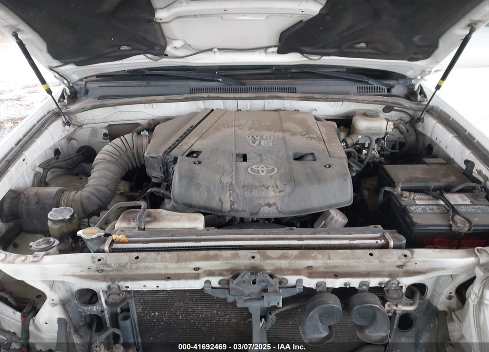 2006 TOYOTA 4RUNNER SR5 SPORT V6 VIN: JTEBU14R260104229