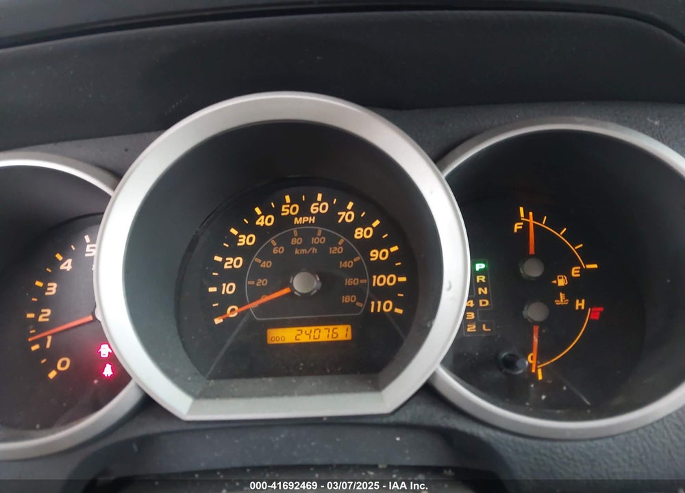 2006 TOYOTA 4RUNNER SR5 SPORT V6 VIN: JTEBU14R260104229