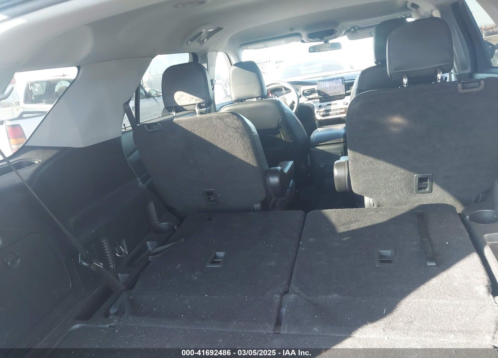 2022 FORD EXPLORER XLT VIN: 1FMSK7DH1NGC11567