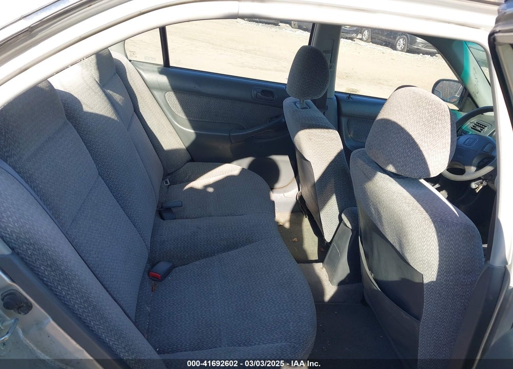 1999 HONDA CIVIC VIN: 2HGEJ6675XH570187