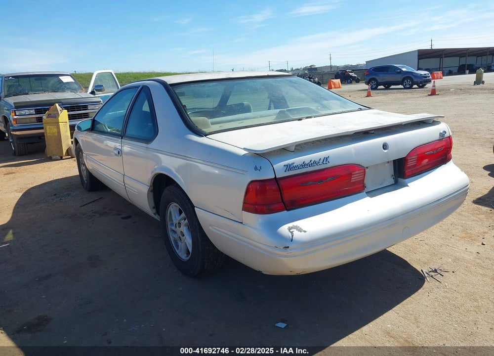 1996 FORD THUNDERBIRD LX VIN: 1FALP62W3TH135238