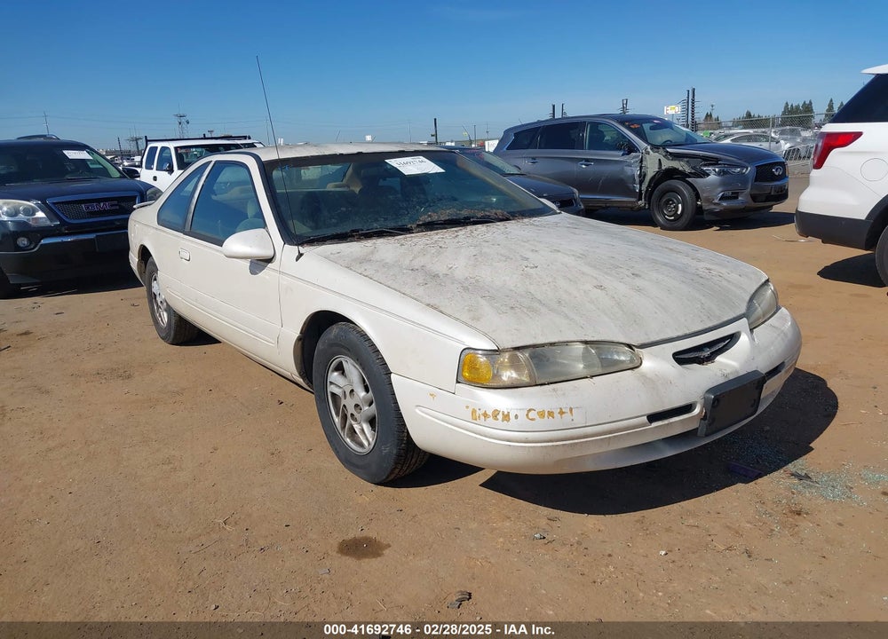 1996 FORD THUNDERBIRD LX VIN: 1FALP62W3TH135238