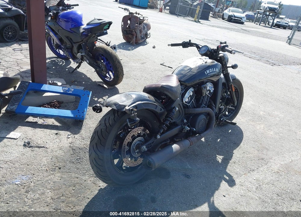 2021 INDIAN MOTORCYCLE CO. SCOUT BOBBER ABS VIN: 56KMTA00XM3164921