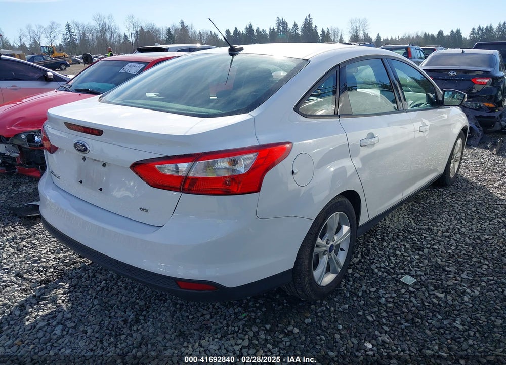 2014 FORD FOCUS VIN: 1FADP3F21EL443308