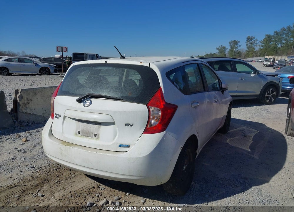 2015 NISSAN VERSA NOTE VIN: 3N1CE2CP9FL404836