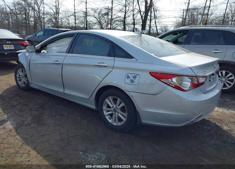 2011 HYUNDAI SONATA GLS VIN: 5NPEB4AC1BH096193