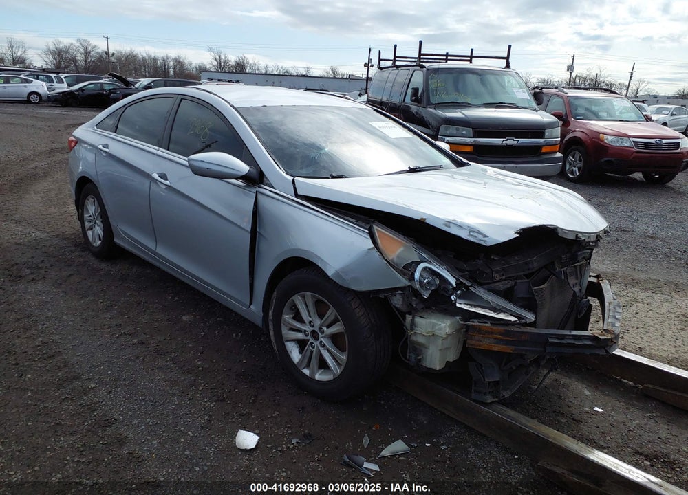 2011 HYUNDAI SONATA GLS VIN: 5NPEB4AC1BH096193