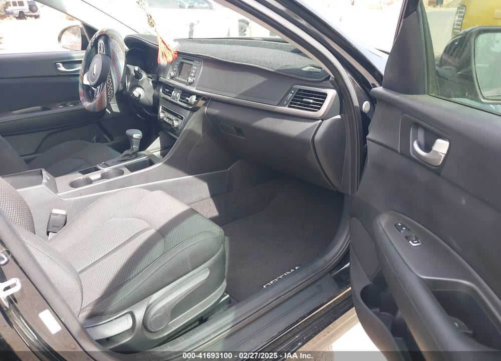 2016 KIA OPTIMA VIN: 5XXGT4L37GG110099