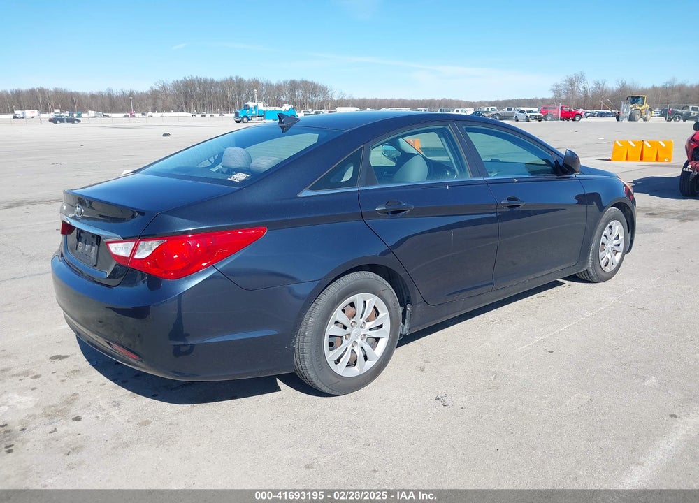 2011 HYUNDAI SONATA VIN: 5NPEB4AC7BH014466