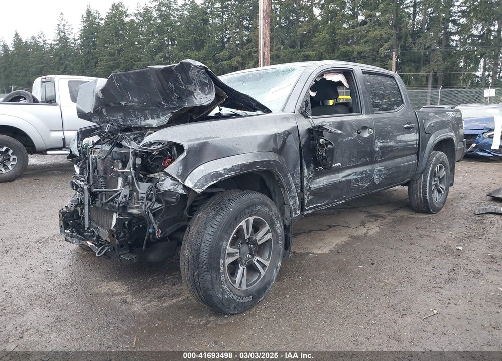 2017 TOYOTA TACOMA VIN: 3TMCZ5AN8HM108370
