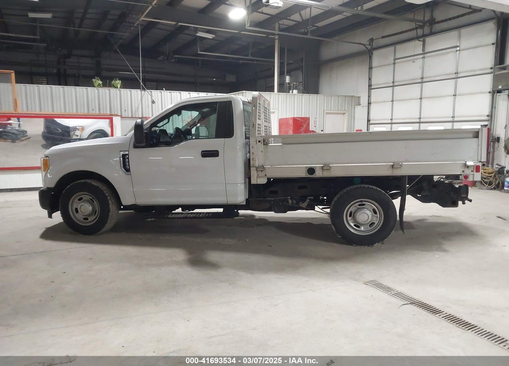 2017 FORD F-250 VIN: 1FDBF2A64HEC81896