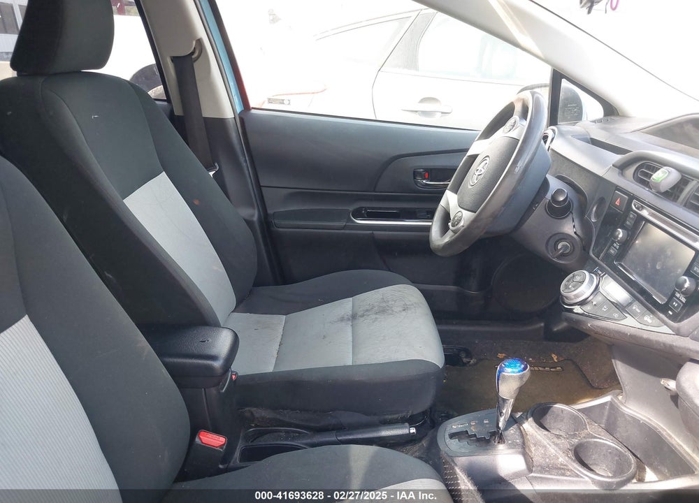 2015 TOYOTA PRIUS C TWO VIN: JTDKDTB30F1104223