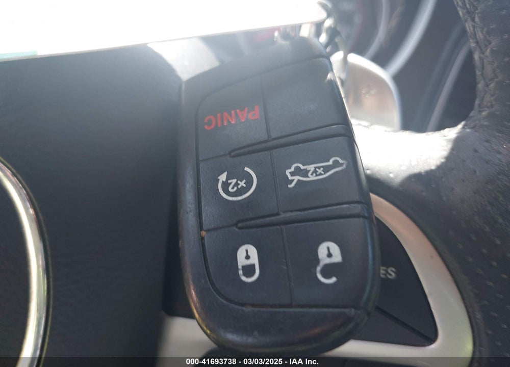 2018 DODGE CHARGER VIN: 2C3CDXCTXJH142390