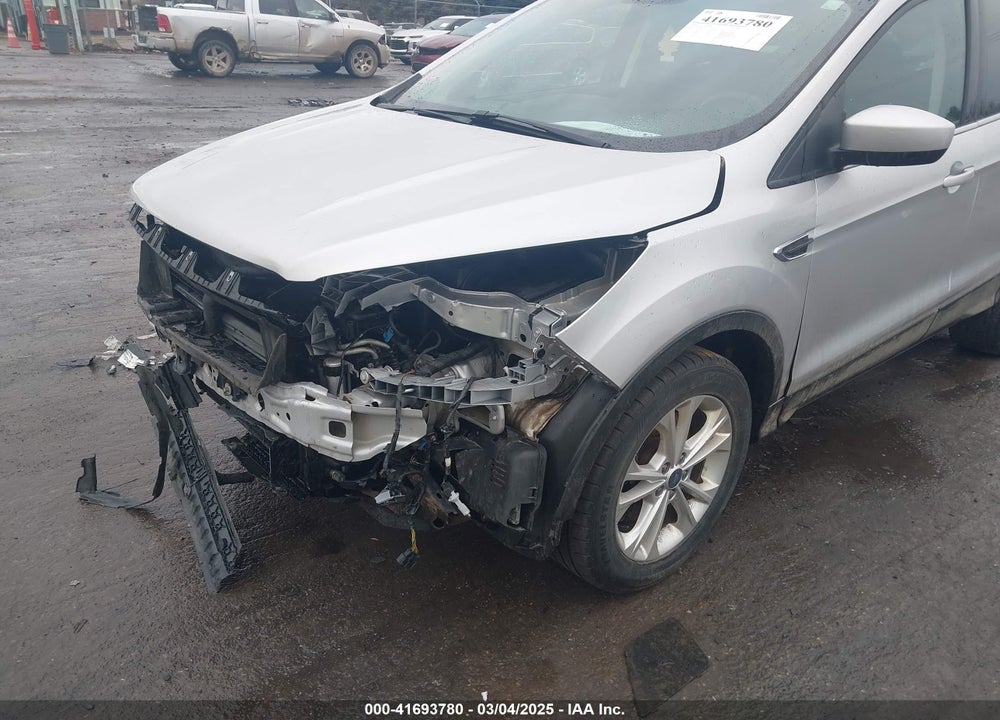 2018 FORD ESCAPE VIN: 1FMCU9GD1JUA77366