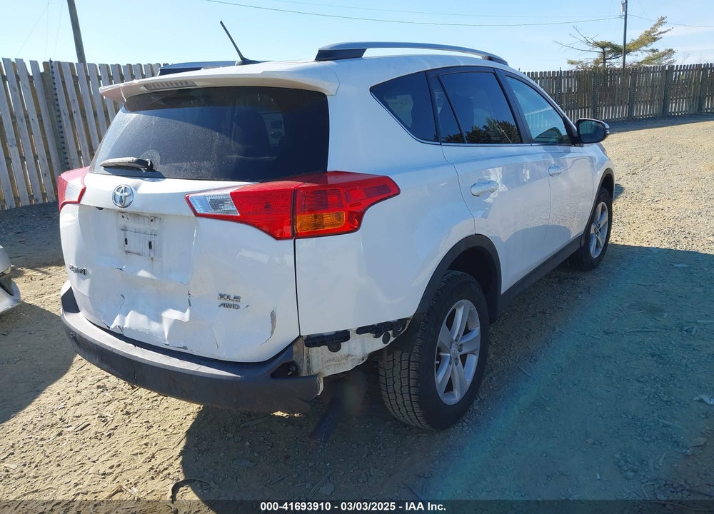 2014 TOYOTA RAV4 XLE VIN: 2T3RFREV9EW169564