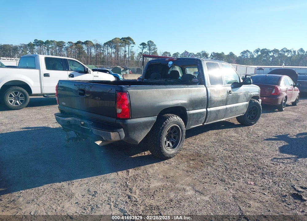 2003 CHEVROLET SILVERADO 1500 LS VIN: 2GCEC19T431408042
