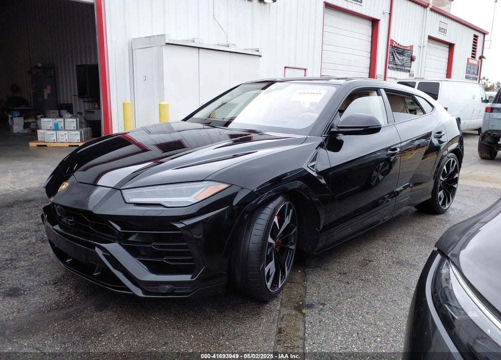 2021 LAMBORGHINI URUS GRAPHITE CAPSULE/PEARL CAPSULE VIN: ZPBUA1ZL0MLA14933