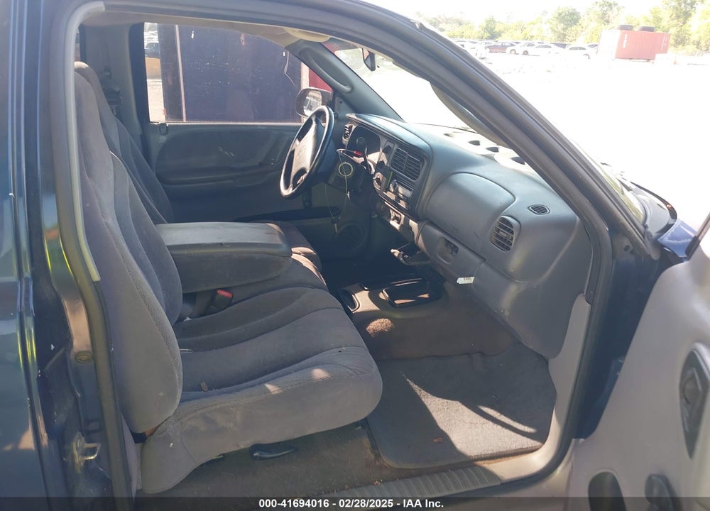 2000 DODGE DAKOTA SLT/SPORT VIN: 1B7FL26X5YS739995