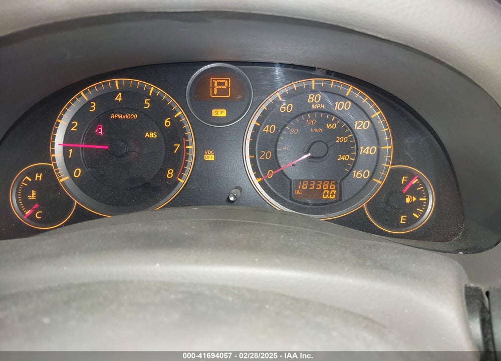 2005 INFINITI G35X VIN: JNKCV51F25M310700