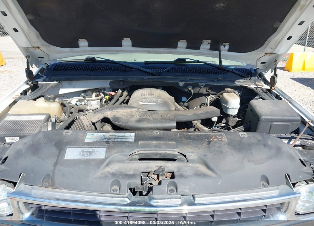 2004 CHEVROLET TAHOE LT VIN: 1GNEK13Z04R213975