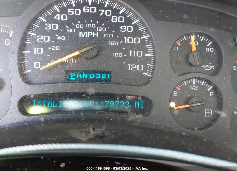 2004 CHEVROLET TAHOE LT VIN: 1GNEK13Z04R213975