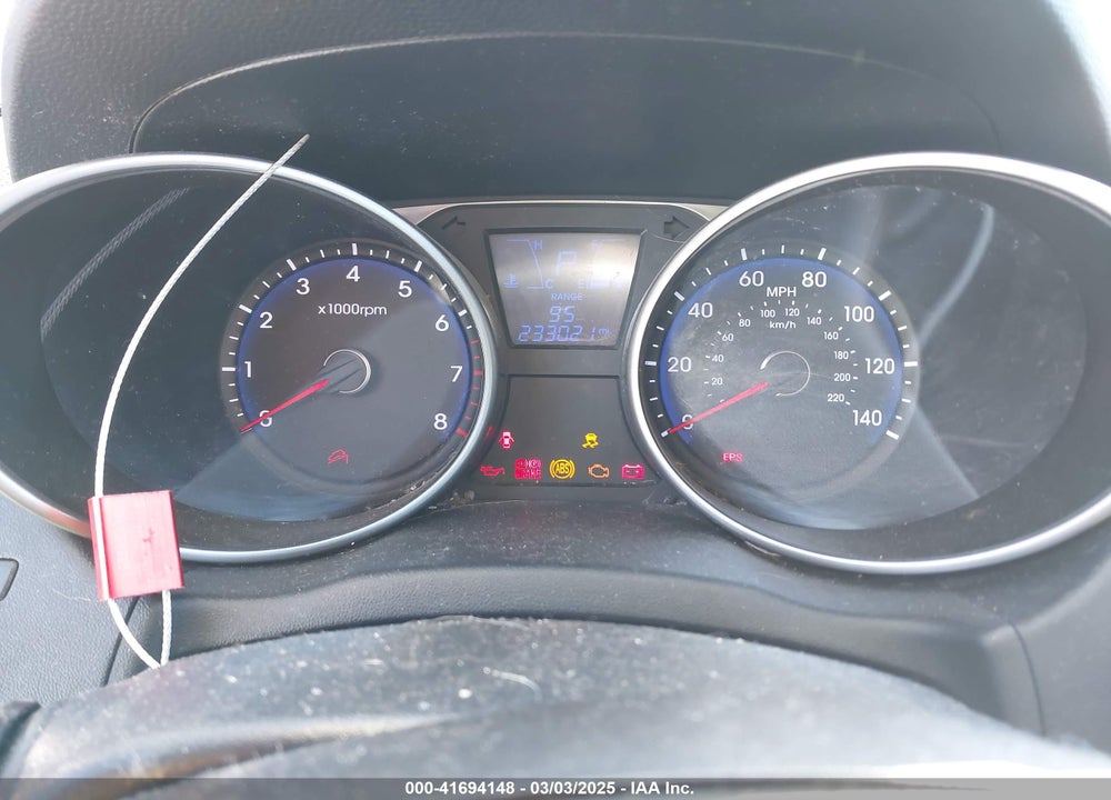 2011 HYUNDAI TUCSON GLS VIN: KM8JU3AC1BU243035