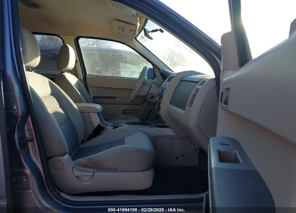 2008 FORD ESCAPE VIN: 1FMCU03Z08KC72989