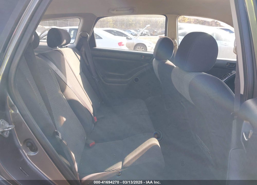 2005 TOYOTA MATRIX VIN: 2T1LR32E35C323839