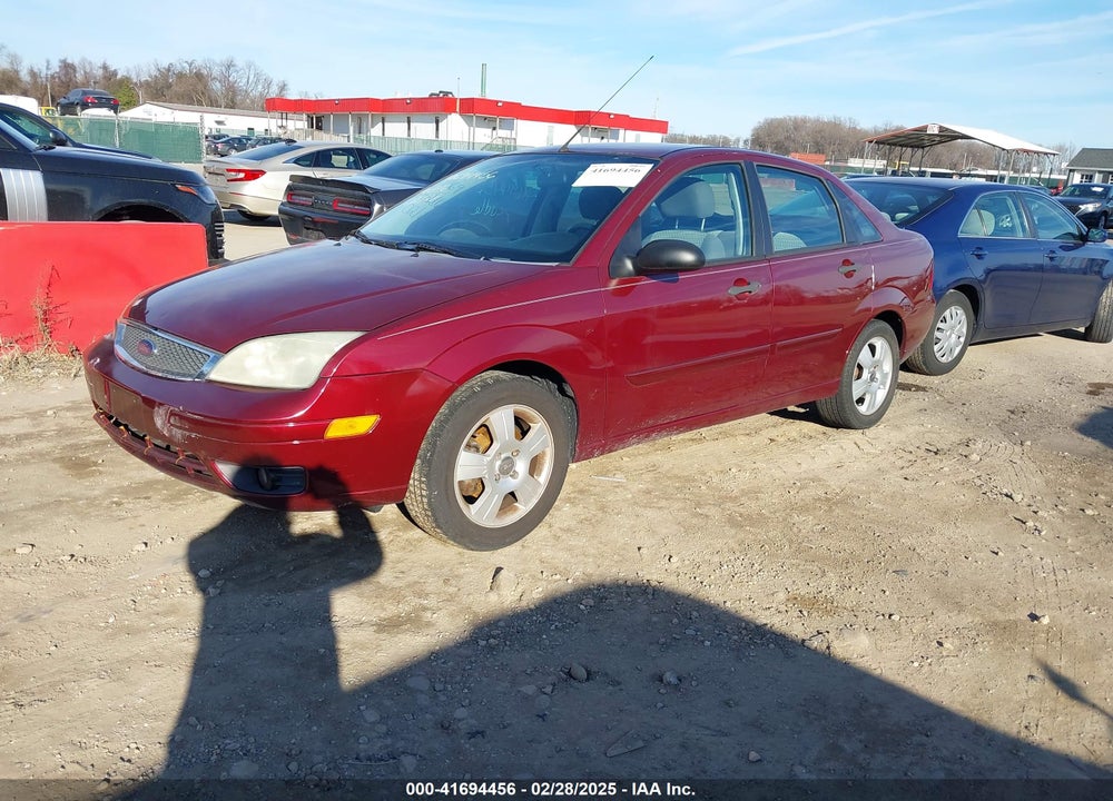 2007 FORD FOCUS VIN: 1FAFP34N27W237230
