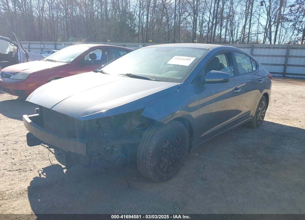 2019 HYUNDAI ELANTRA VIN: 5NPD74LF1KH489759