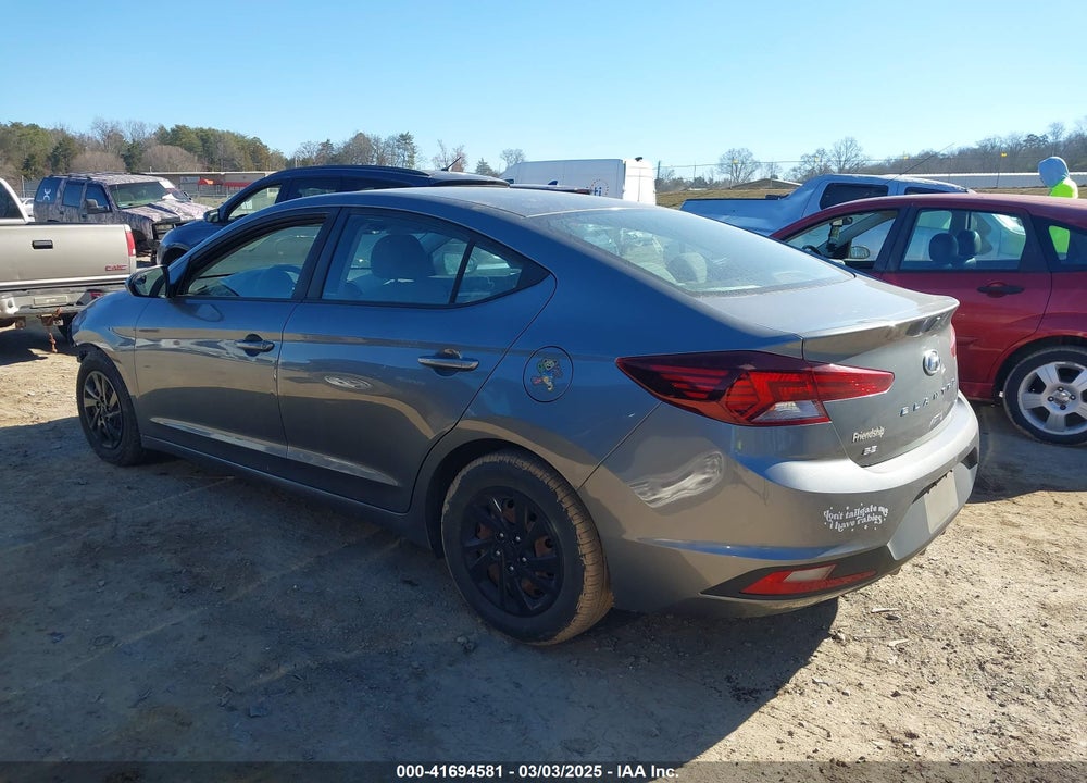 2019 HYUNDAI ELANTRA VIN: 5NPD74LF1KH489759