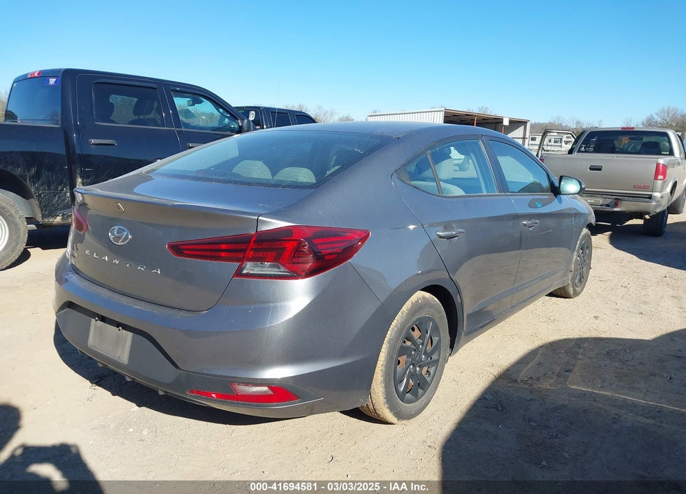 2019 HYUNDAI ELANTRA VIN: 5NPD74LF1KH489759