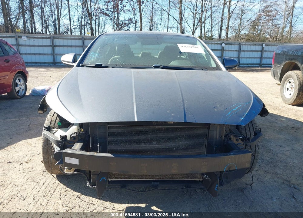 2019 HYUNDAI ELANTRA VIN: 5NPD74LF1KH489759
