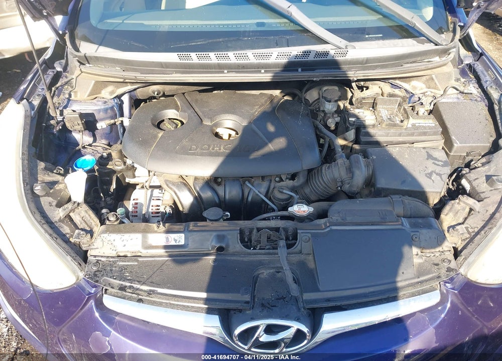 2014 HYUNDAI ELANTRA VIN: 5NPDH4AE3EH529805