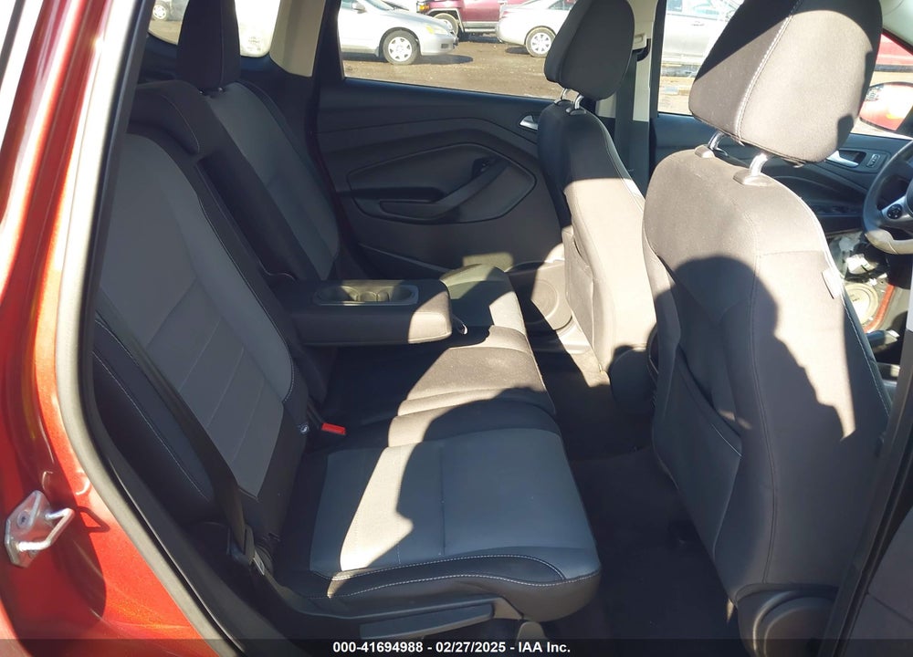 2016 FORD ESCAPE SE VIN: 1FMCU9GX5GUC38157
